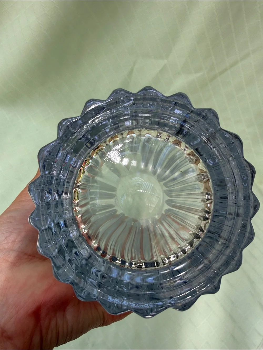 Vintage Crystal Decorative Vase - Elegant Scalloped Rim